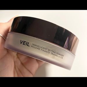 Hourglass Veil Translucent Setting Powder